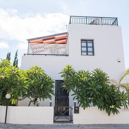 Lighthouse View Villa Paphos Extérieur photo